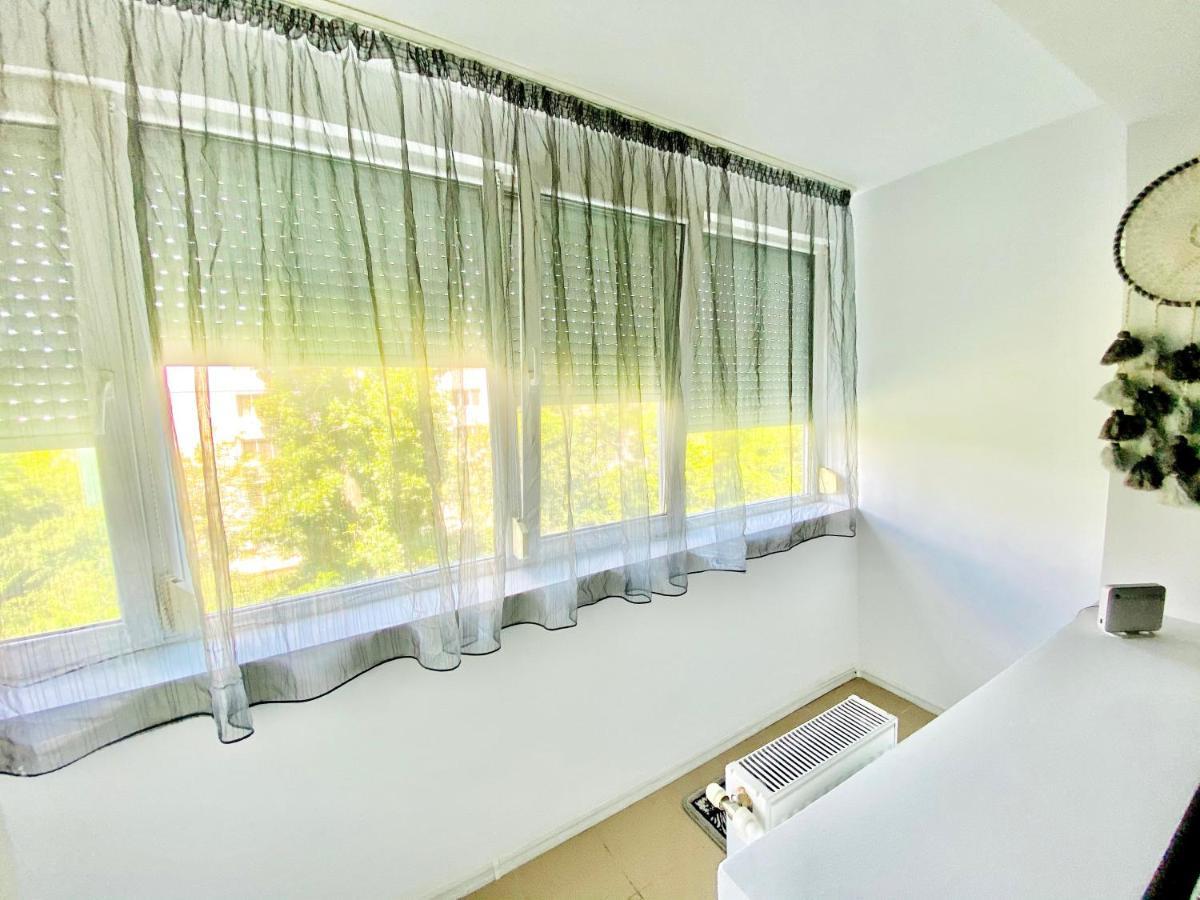 Cozy Central Place Brăila Екстериор снимка