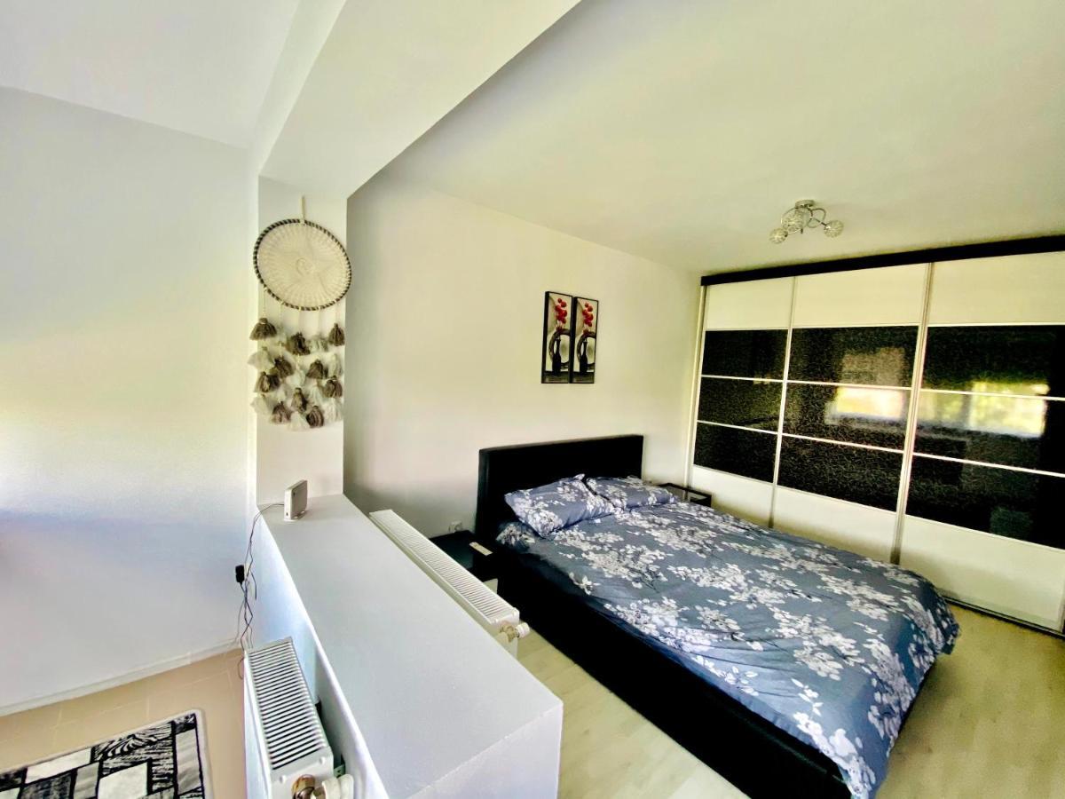 Cozy Central Place Brăila Екстериор снимка